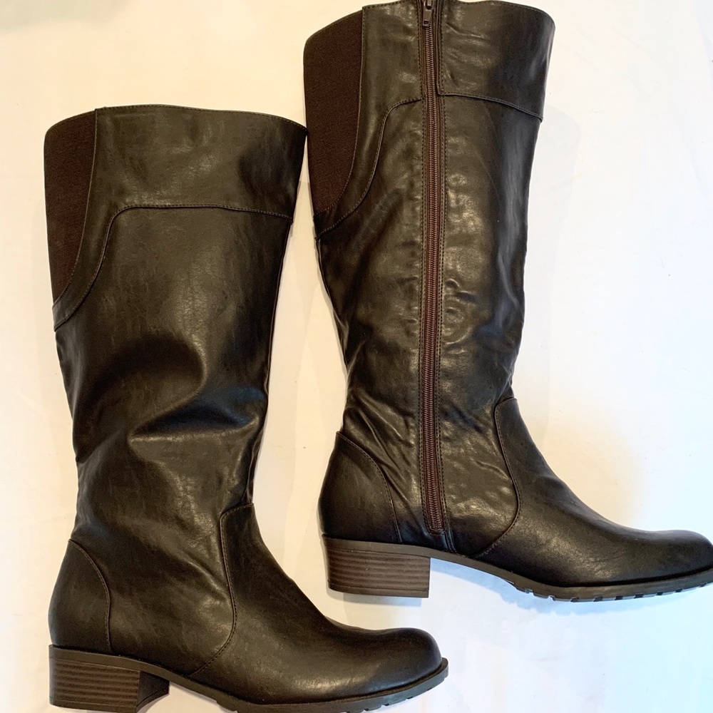 Wide Calf - Arora - (Chocolate) Zip Boots Size 12